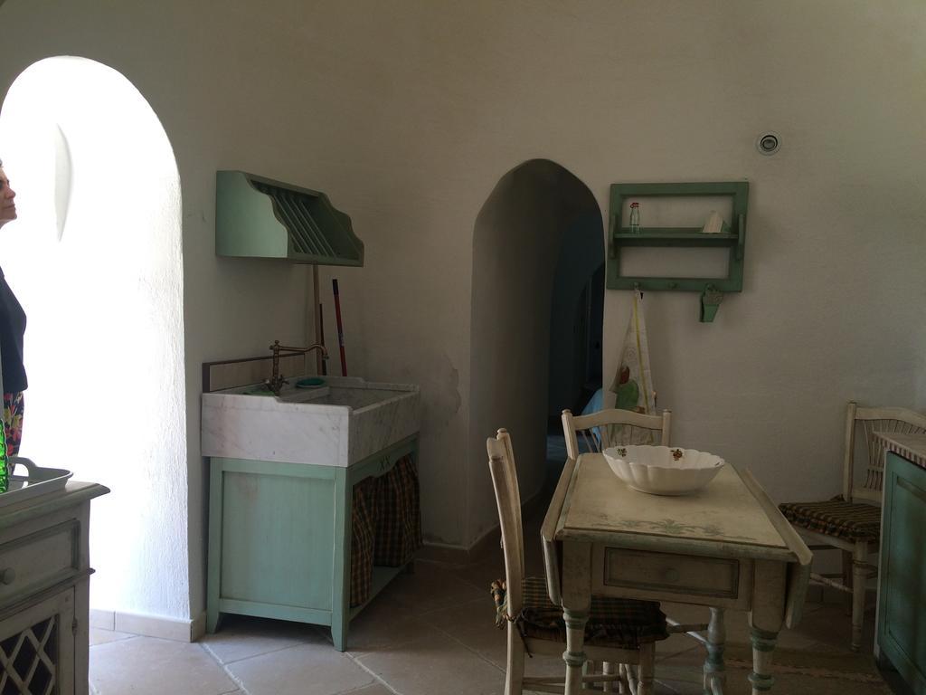 Trullo Del Cavaliere Delle Gravine Villa กาสเตลลาเนตา ภายนอก รูปภาพ